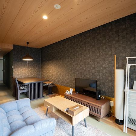 Pinn-S1E6 Sapporo Exteriör bild
