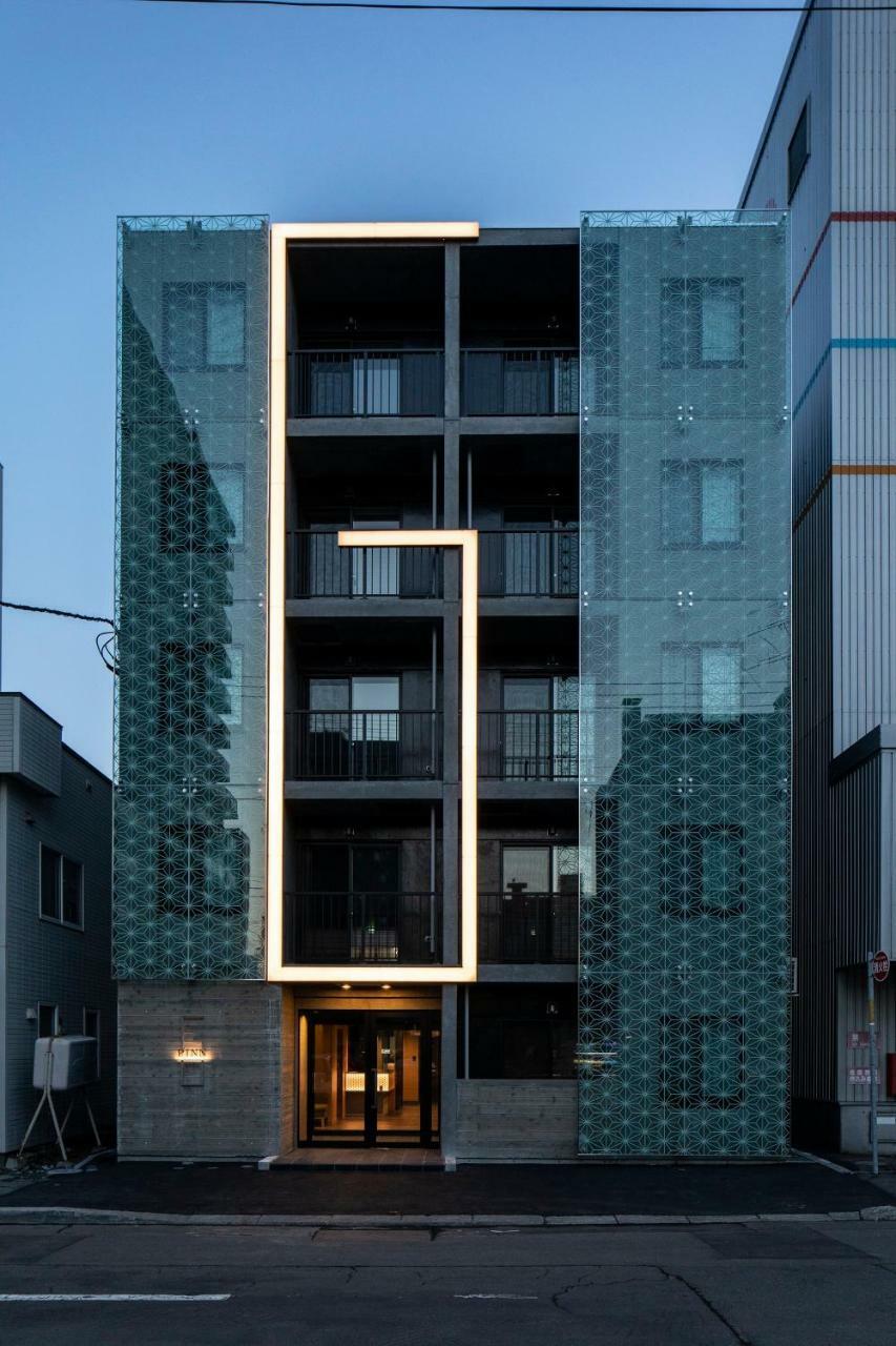 Pinn-S1E6 Sapporo Exteriör bild